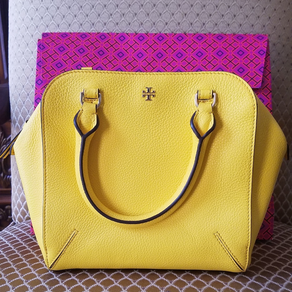 NWOT! Tory burch Yellow Bag.